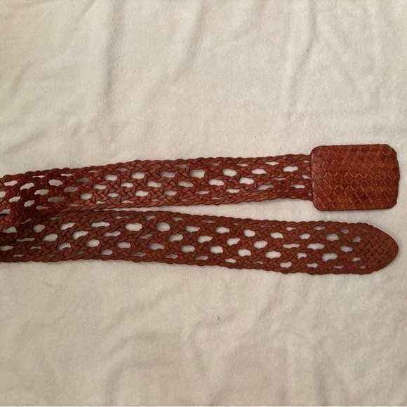 Motif 56 brown leather braided belt - Picture 3 of 5